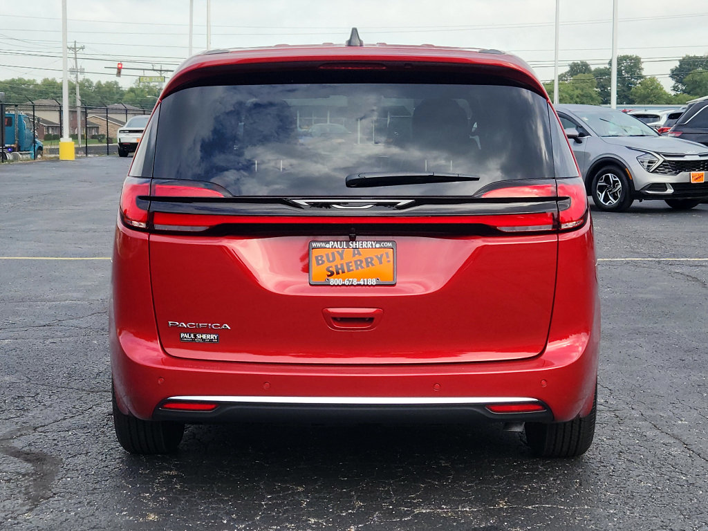 New 2027 Chrysler Pacifica Select FWD image 9