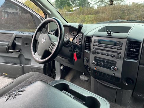 Used 2008 Nissan Titan XE image 15