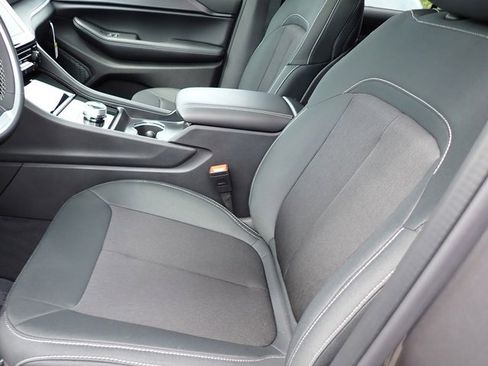 New 2025 Jeep Grand Cherokee L Laredo image 12