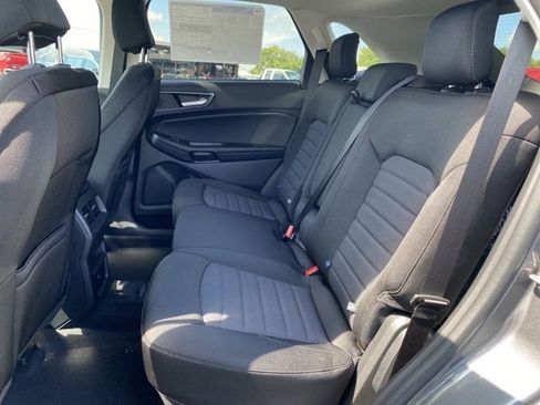 New 2024 Ford Edge SE image 11
