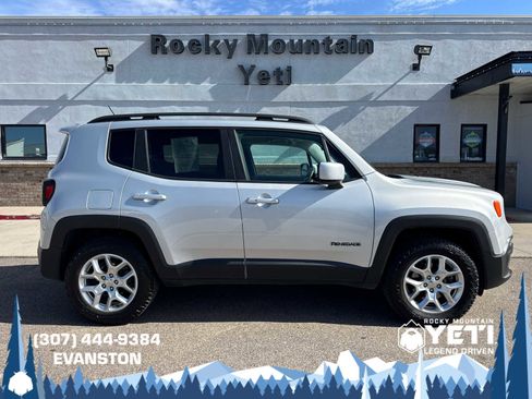 Used 2016 Jeep Renegade Latitude w/ Popular Equipment Group AWD/4WD image 2