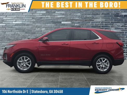Used 2024 Chevrolet Equinox LT FWD image 2