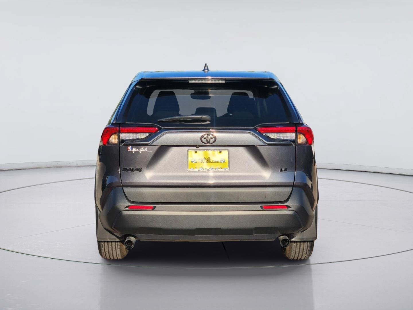 Used 2024 Toyota RAV4 LE FWD image 6