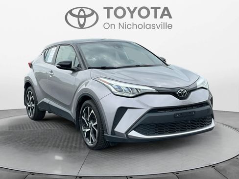 Used 2020 Toyota C-HR XLE FWD image 7