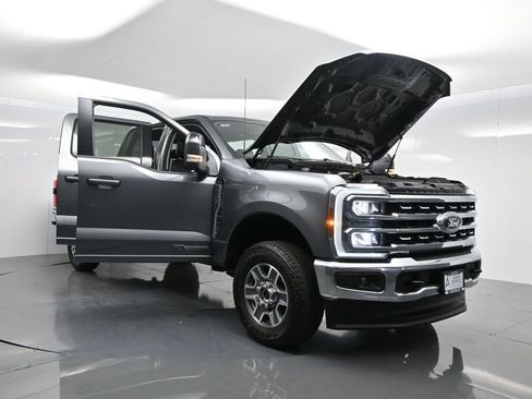 Used 2024 Ford F250 Lariat image 53