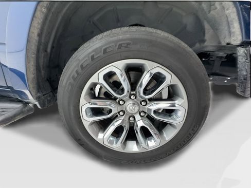 Used 2021 RAM 1500 Laramie w/ Sport Appearance Package AWD/4WD image 16