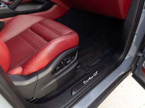 Used 2023 Porsche Cayenne Turbo GT image 36
