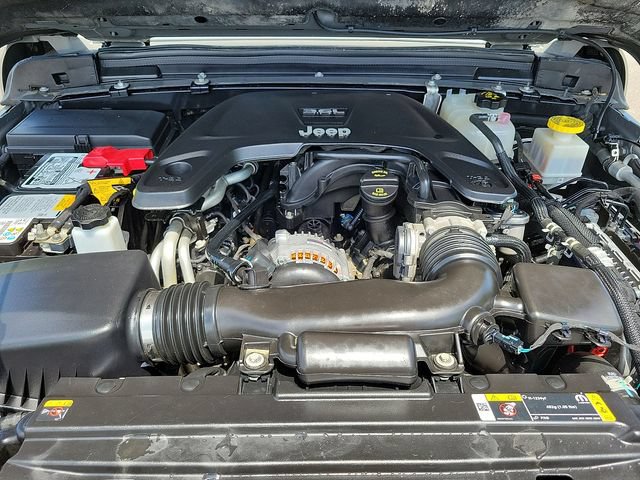 Used 2021 Jeep Gladiator Mojave w/ Safety Group AWD/4WD image 28