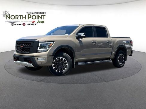Used 2021 Nissan Titan PRO-4X w/ Pro-4x Convenience Package AWD/4WD image 1