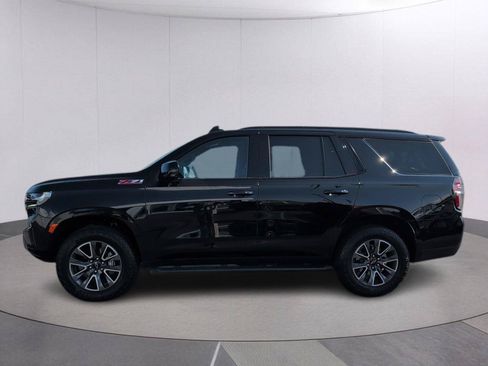 Used 2024 Chevrolet Tahoe Z71 w/ Luxury Package AWD/4WD image 2