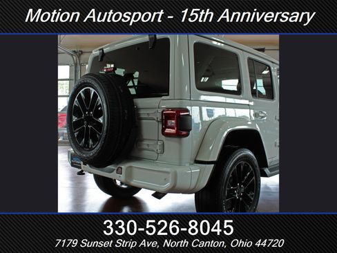 Used 2021 Jeep Wrangler Unlimited Sahara AWD/4WD image 15