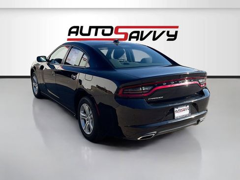 Used 2023 Dodge Charger SXT w/ Cold Weather Package RWD image 5