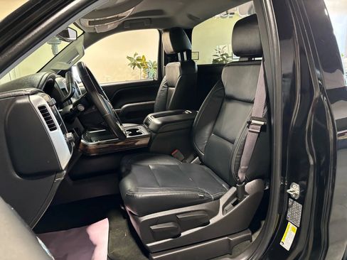 Used 2017 GMC Sierra 1500 SLE image 11