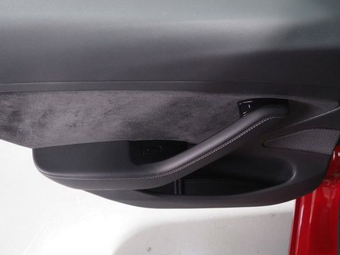 Used 2018 Tesla Model 3 Long Range image 53