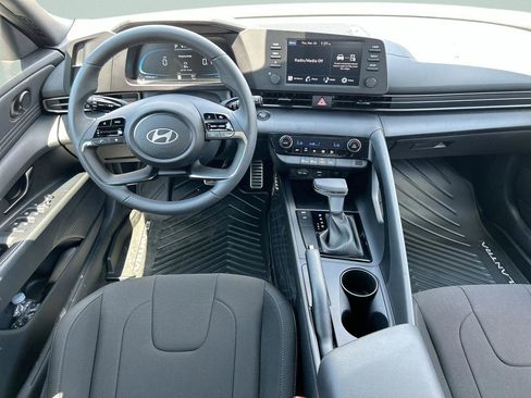 New 2026 Hyundai Elantra Sport FWD image 18