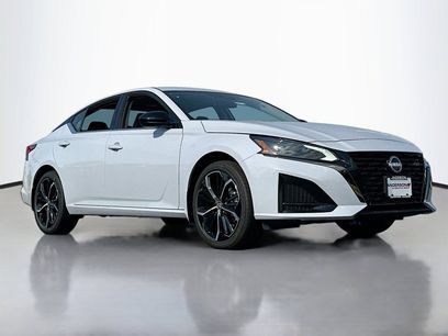 New 2025 Nissan Altima 2.5 SR w/ SR Premium Package