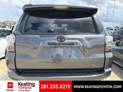 Used 2023 Toyota 4Runner SR5 Premium w/ Moonroof Package RWD image 4