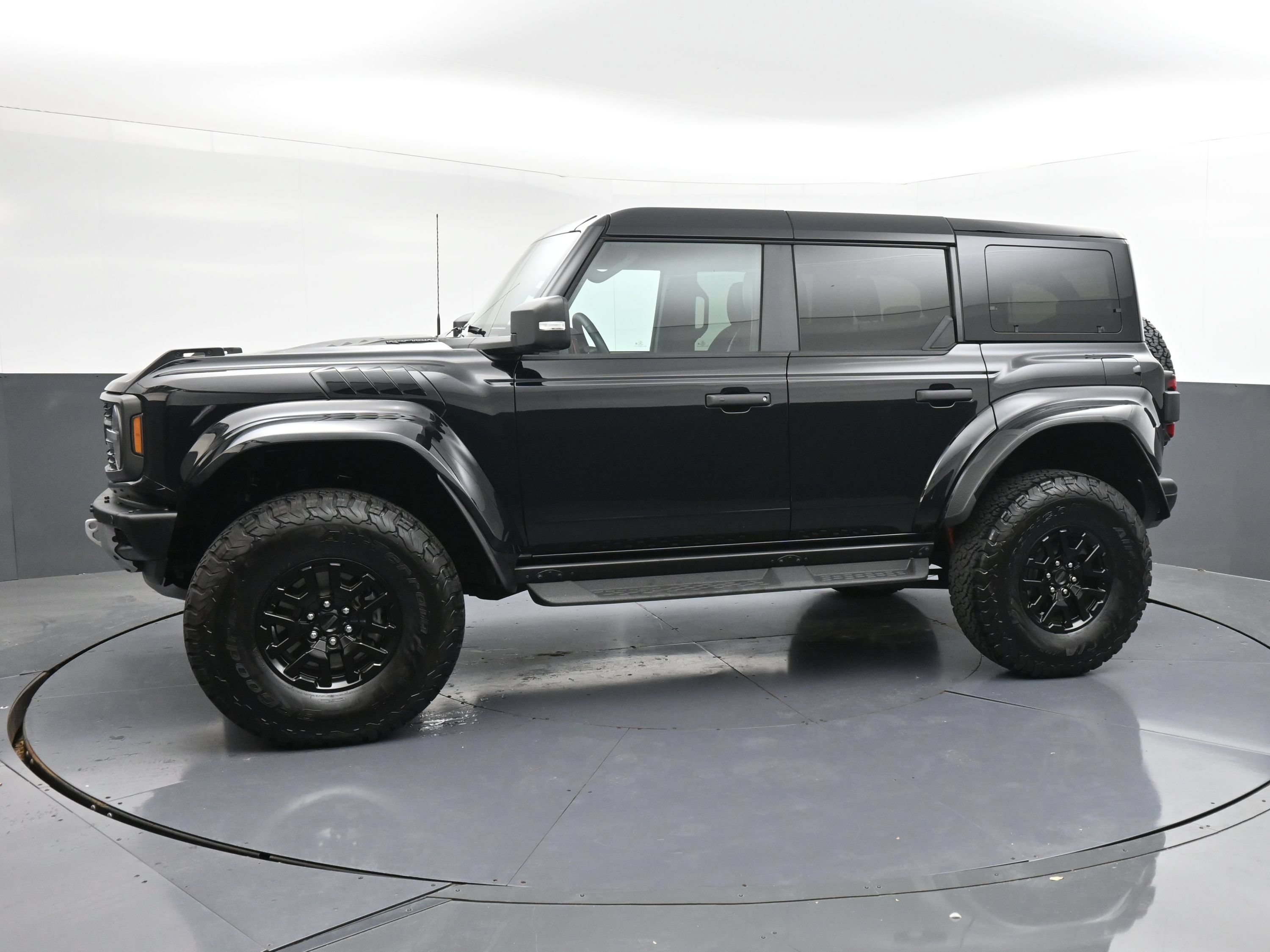 Used 2026 Ford Bronco Raptor AWD/4WD image 5