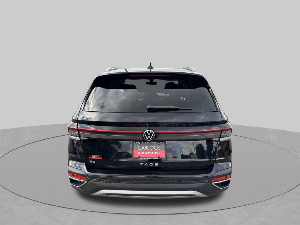 Certified 2025 Volkswagen Taos SE w/ Panoramic Sunroof Package FWD image 7
