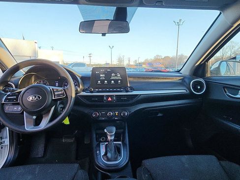 Used 2021 Kia Forte LXS image 19