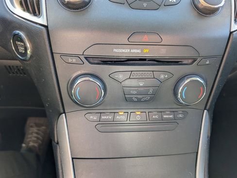 Used 2015 Ford Edge SEL image 27