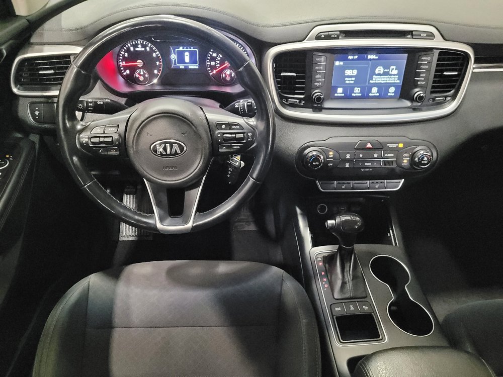 Used 2017 Kia Sorento AWD w/ LX Convenience Package image 22