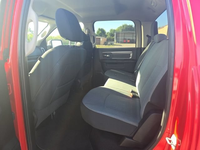 Used 2021 RAM 1500 Classic SLT AWD/4WD image 7