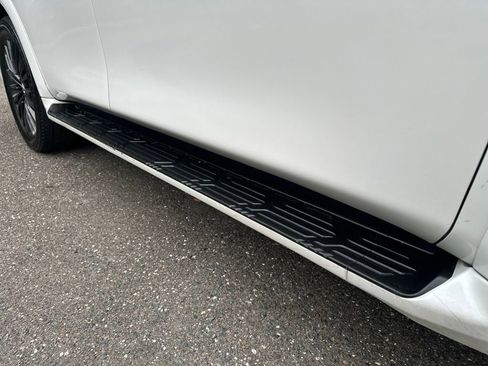 Used 2019 INFINITI QX80 Luxe RWD image 12