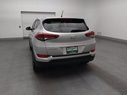 Used 2018 Hyundai Tucson SE AWD/4WD image 6