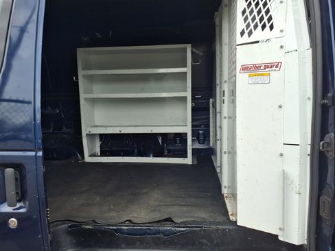 Used 2011 Ford E-250 and Econoline 250 Extended w/ PWR Group image 6