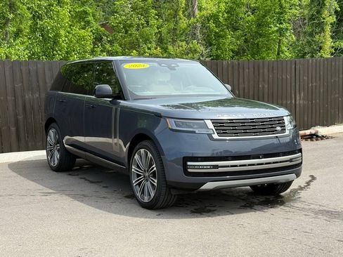 Used 2024 Land Rover Range Rover Long Wheelbase SE AWD/4WD image 8