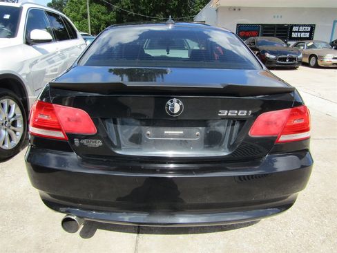 Used 2009 BMW 328i xDrive Coupe image 3