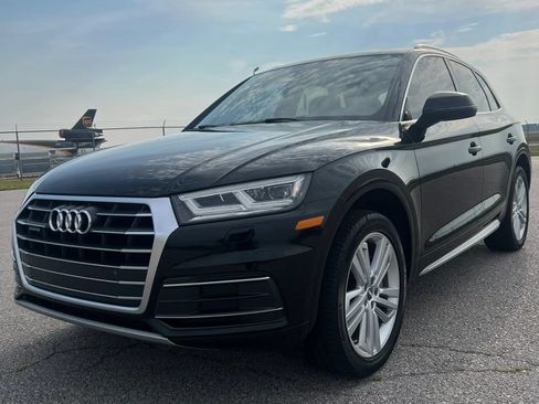 Used 2018 Audi Q5 2.0T Premium Plus w/ Premium Plus Package AWD/4WD image 3