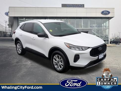 Certified 2023 Ford Escape Active AWD/4WD image 1