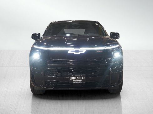 Used 2024 Chevrolet Silverado EV RST image 8