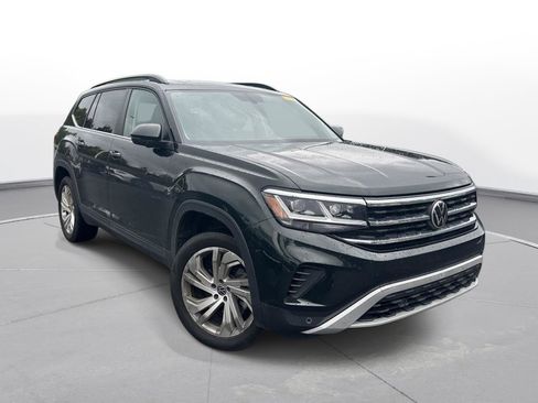 Used 2021 Volkswagen Atlas SE w/ Panoramic Sunroof Package FWD image 4