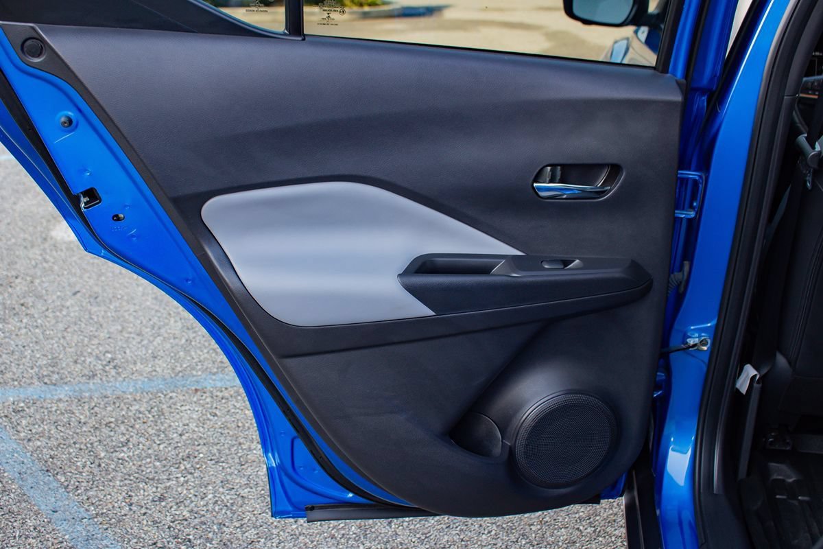 Used 2023 Nissan Kicks SR w/ SR Premium Package FWD image 15