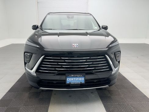 Certified 2025 Buick Enclave Preferred image 6