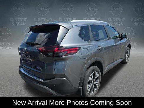 Used 2023 Nissan Rogue SV w/ SV Premium B Package AWD/4WD image 3