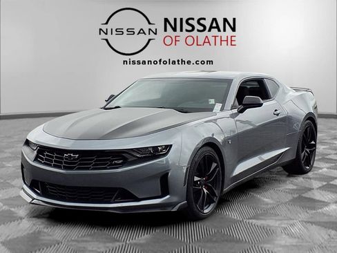 Used 2019 Chevrolet Camaro LT w/ 1LE Track Performance Package RWD image 1