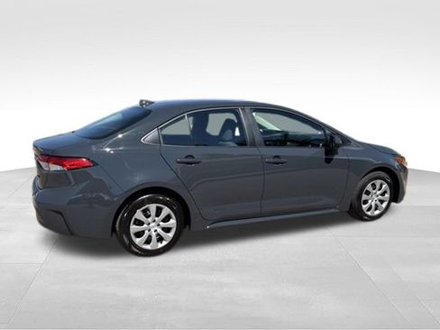 Used 2026 Toyota Corolla LE FWD image 12