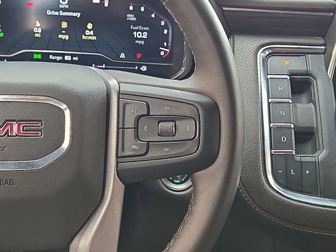 Used 2023 GMC Yukon SLT w/ SLT Luxury Package RWD image 21
