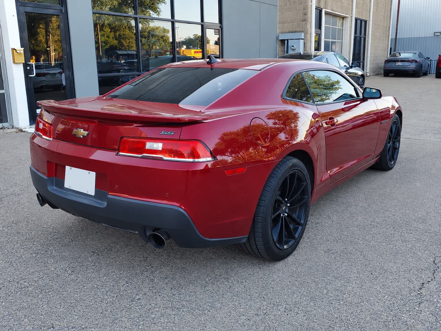 Used 2015 Chevrolet Camaro SS RWD image 6