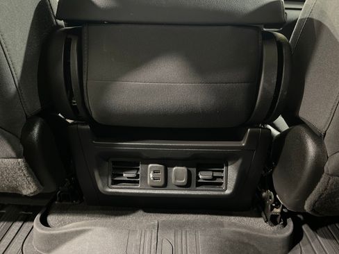 Used 2022 GMC Sierra 1500 Elevation AWD/4WD image 15