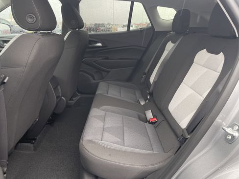 Certified 2025 Chevrolet Trax LS image 42