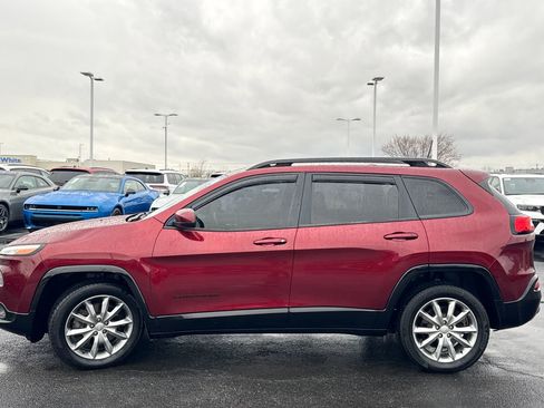 Used 2018 Jeep Cherokee Latitude image 6