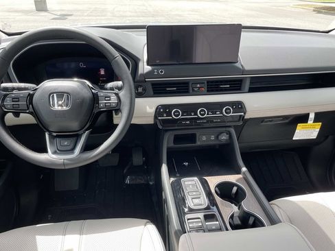 New 2026 Honda Pilot Elite image 13