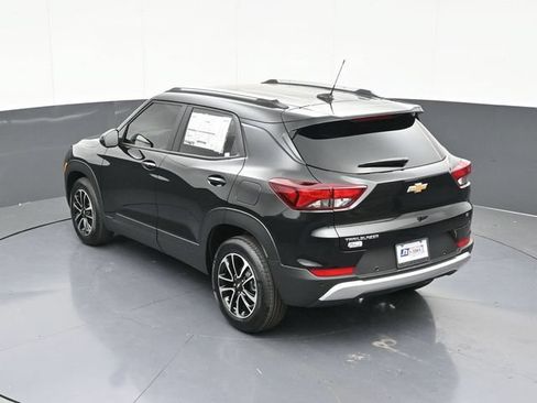 New 2026 Chevrolet TrailBlazer LT w/ Convenience Package FWD image 54