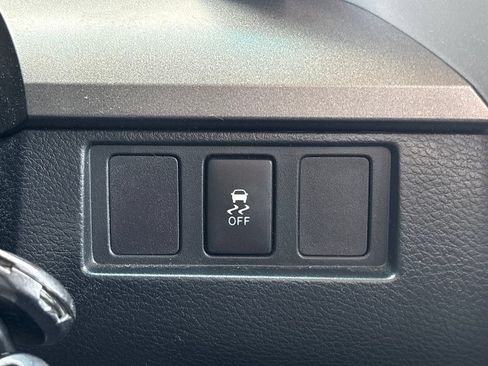 Used 2014 Toyota Tundra SR5 w/ SR5 Upgrade Package RWD image 23