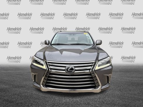 Used 2017 Lexus LX 570 4WD w/ Luxury Package image 3